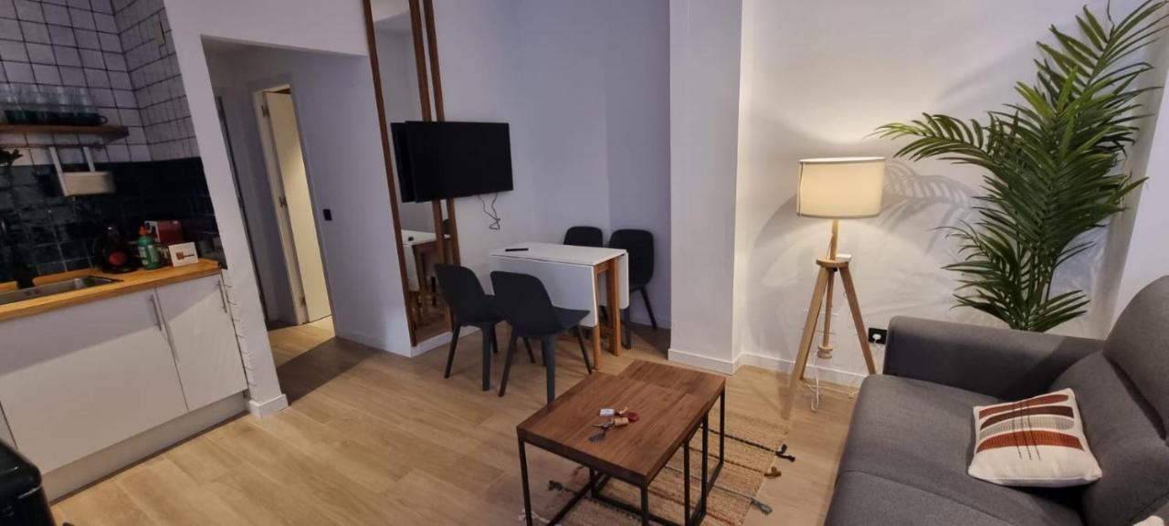 Allo Apartments Francos II Centro 2 Habitaciones Jerez de la Frontera Bagian luar foto